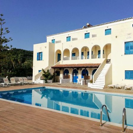 Lianos Hotel Apartments Spetses Town Exterior photo
