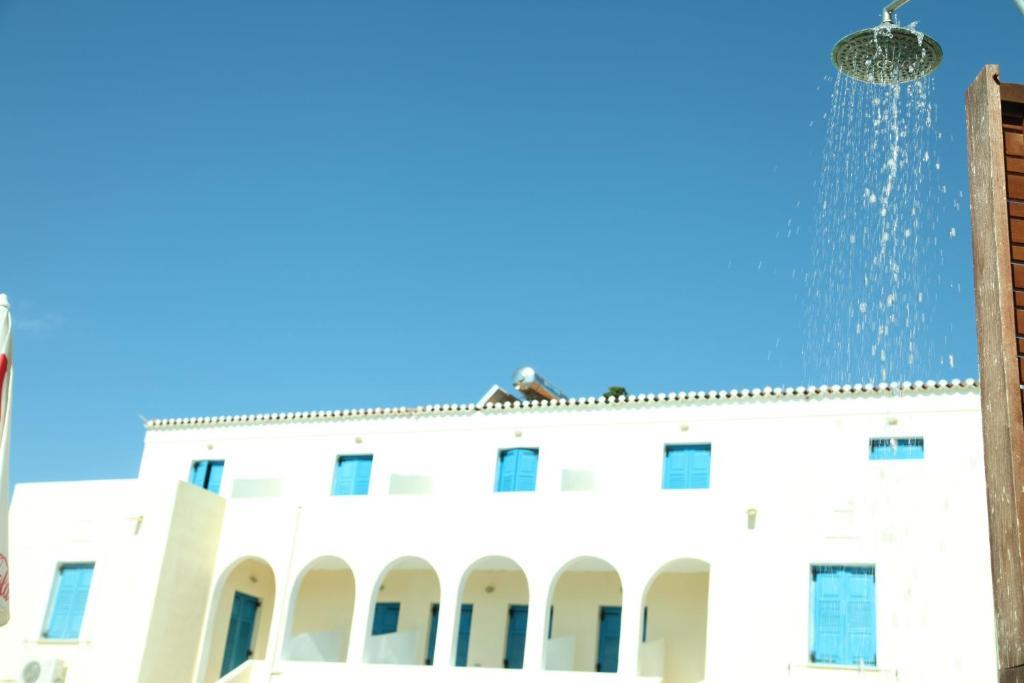 Lianos Hotel Apartments Spetses Town Exterior photo